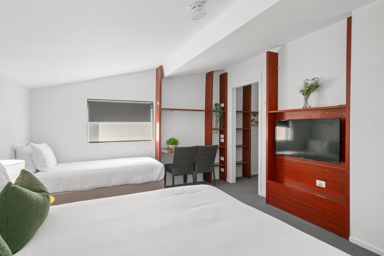 Grand Hotel And Studios Wyong Ngoại thất bức ảnh