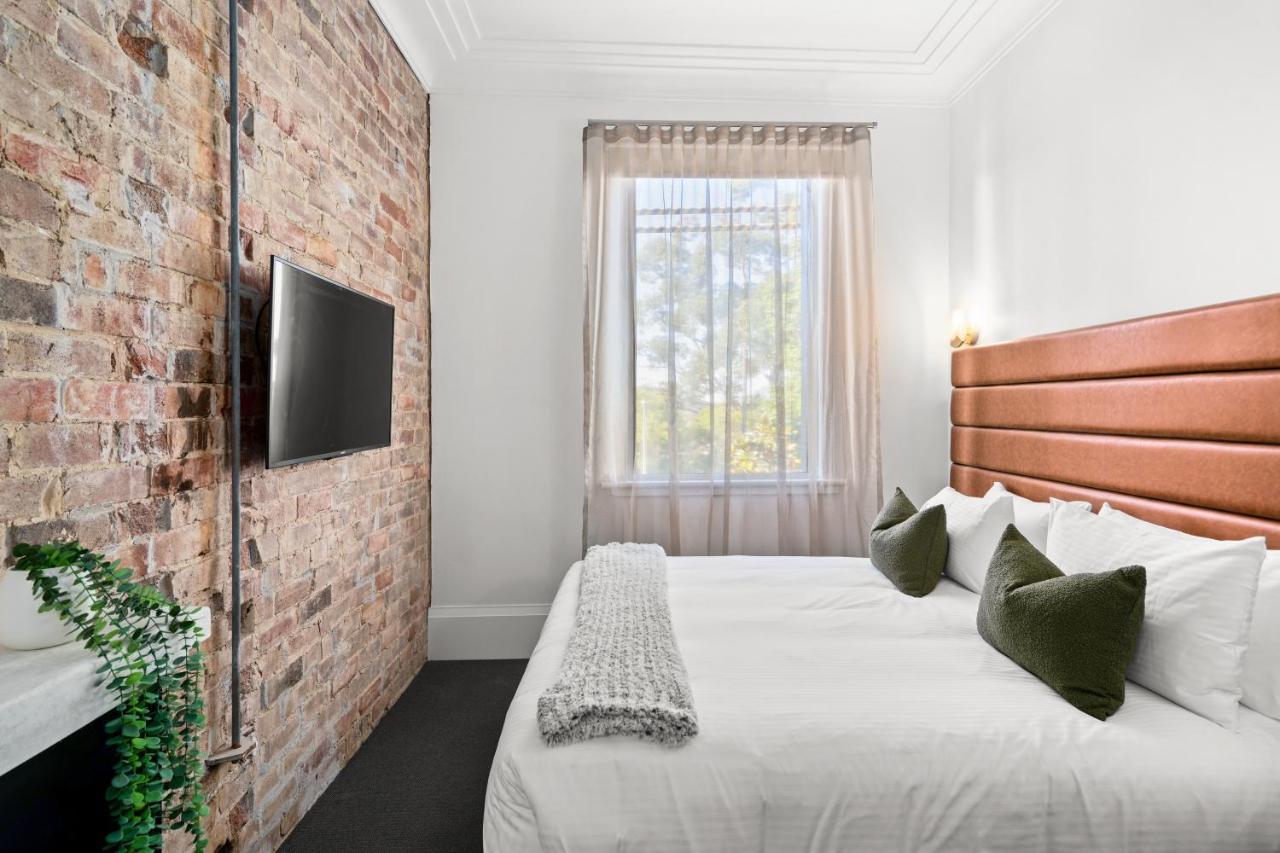 Grand Hotel And Studios Wyong Ngoại thất bức ảnh