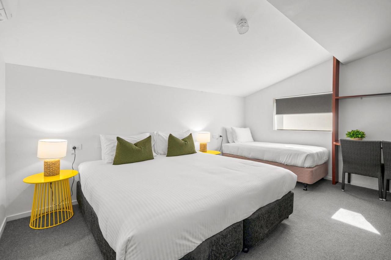 Grand Hotel And Studios Wyong Ngoại thất bức ảnh