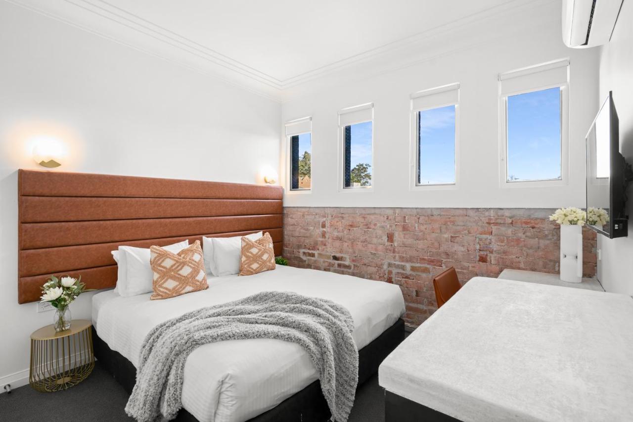 Grand Hotel And Studios Wyong Ngoại thất bức ảnh