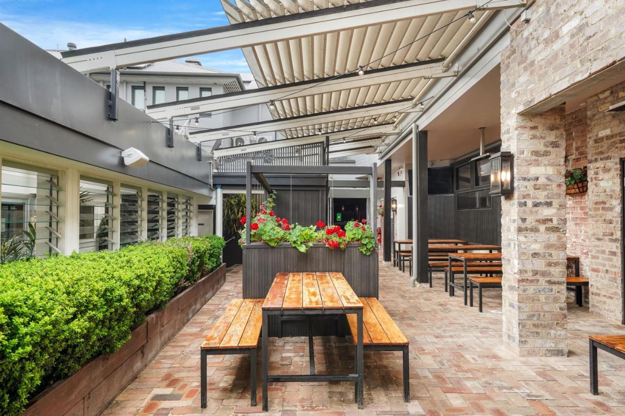 Grand Hotel And Studios Wyong Ngoại thất bức ảnh
