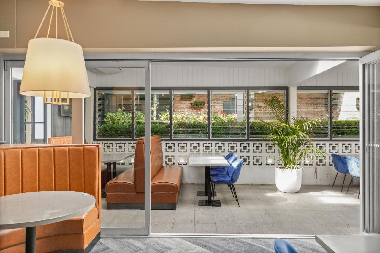 Grand Hotel And Studios Wyong Ngoại thất bức ảnh